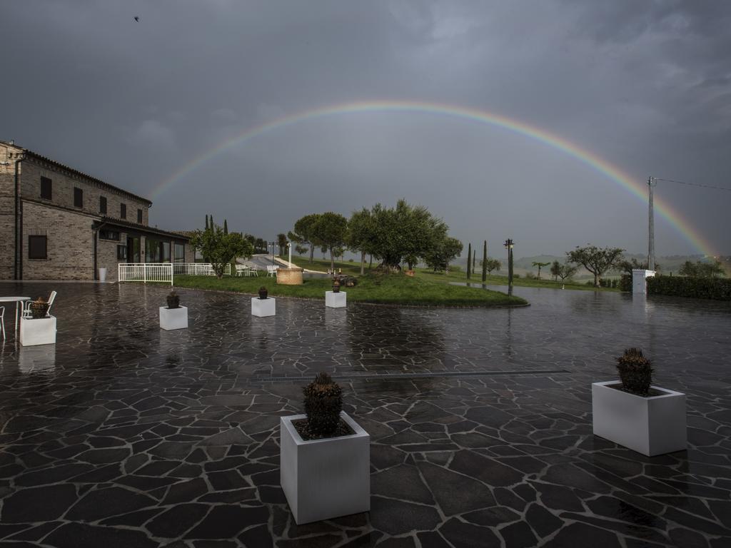 Гостевой дом Osteria Dei Segreti Appignano  Экстерьер фото